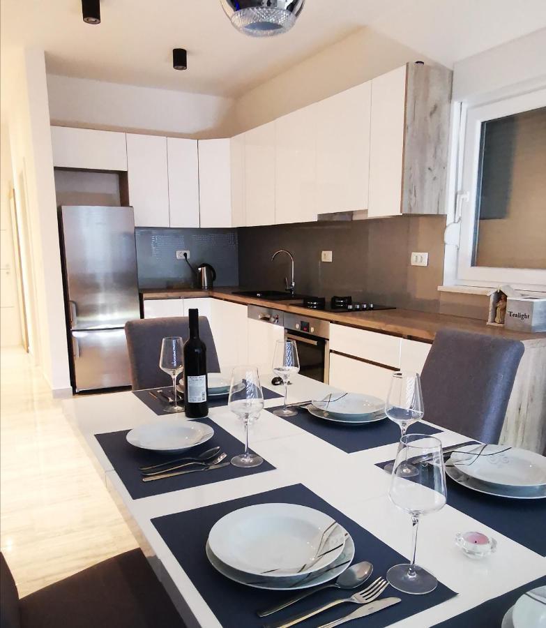 Cozy Comfortable Flat - Beautifull Panoramic View Makarska Buitenkant foto